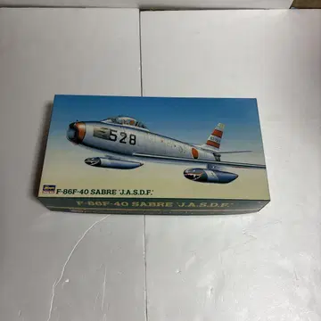 Hasegawa F-86F-40 SABRE J.A.S.D.F. 1/48
