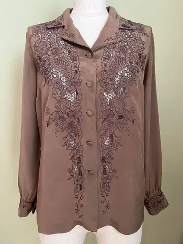 새상품급 레어 실크 블라우스 산두 자수 프랑스 자수 공예품