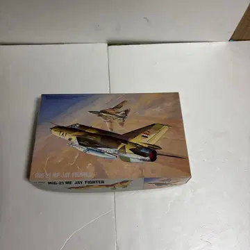 Fujimi 1/72 MiG-21 MF JAY FIGHTER H-24