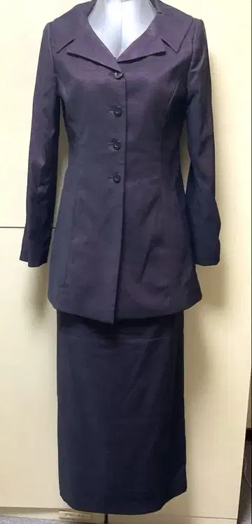 택 포함 미사용 퍼플 수트 마담 니콜
