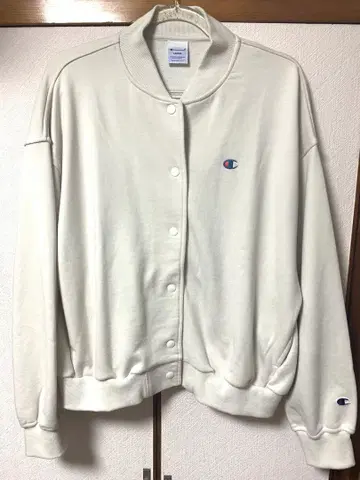 Champion 화이트 블루종