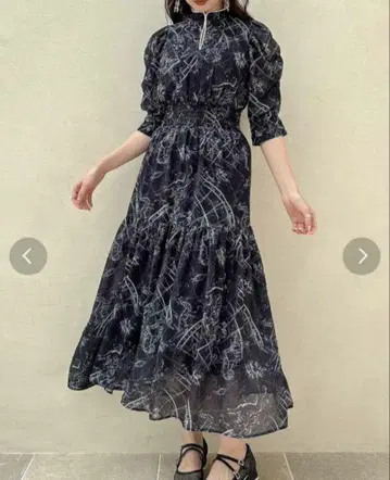 더즈린 파이핑 컬러 코스모 원피스 별자리