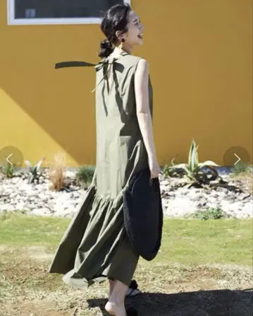 스픽 앤 스팬 타케치 시호 콜라보 백리본 원피스 카키