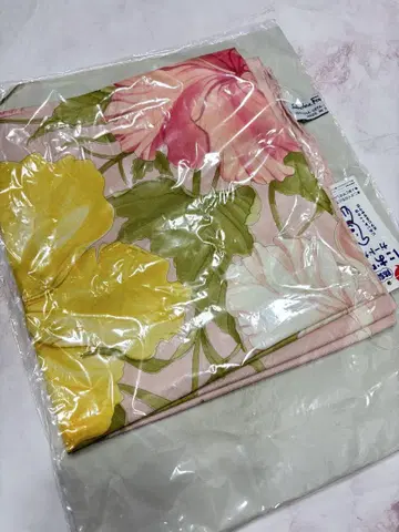 페라가모 스카프 꽃무늬 핑크 클리닝 완료