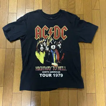 GAP AC/DC 1979 티셔츠 M 사이즈