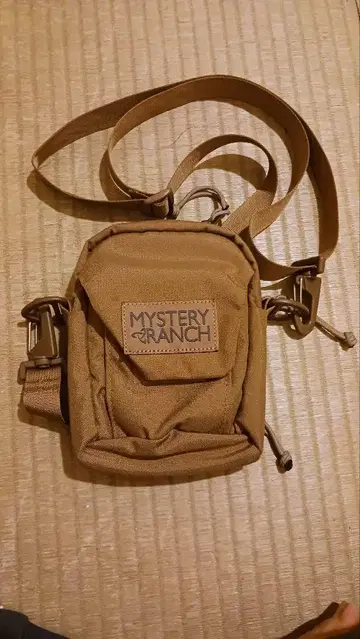 MYSTERY RANCH 베이지 숄더백