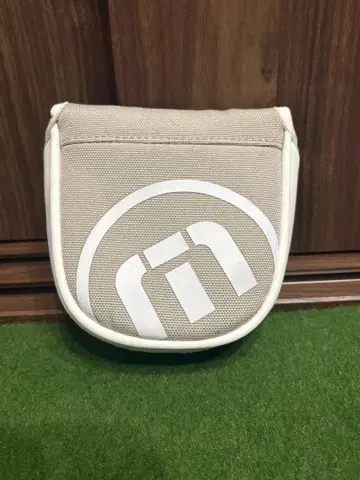 Travis Mathew 트래비스 매튜 퍼터 커버 말렛형 베이지