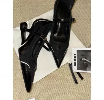 블랙 스트랩 하이힐 shein