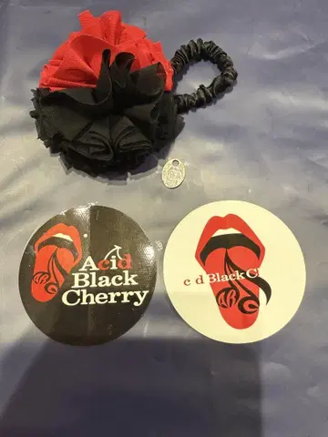 Acid Black Cherry 스크런치 스티커
