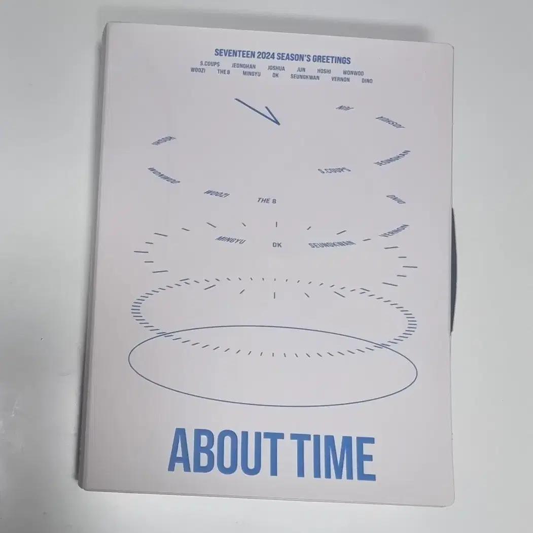 Quick sale) Seventeen 2024 Season's Greetings ABOUT TIME