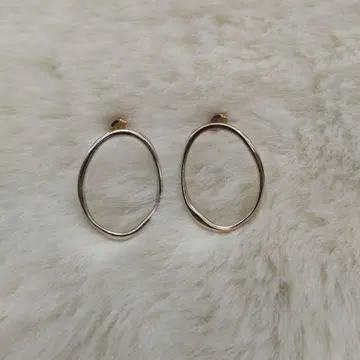 agete 실버 x k10 오벌 귀걸이