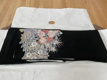 기모노 블랙 꽃무늬 새상품급