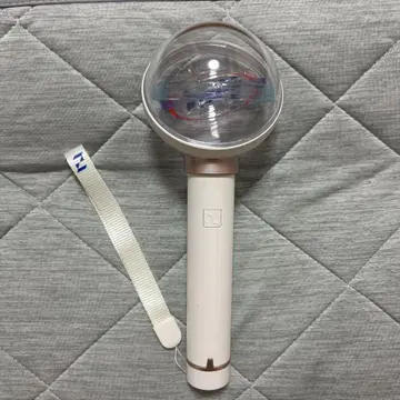INI 응원봉