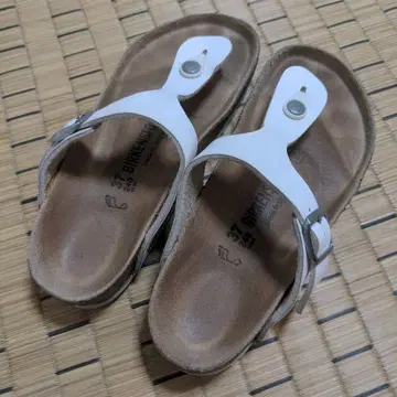 Birkenstock 화이트 샌들 37