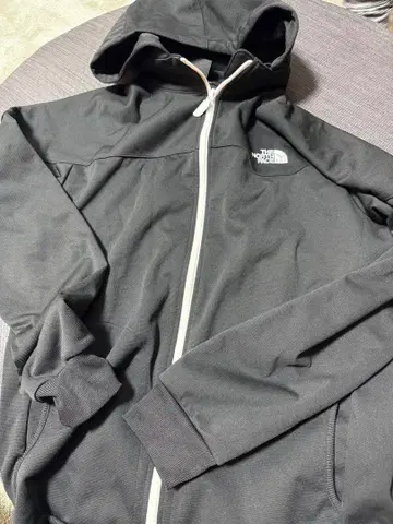 THE NORTH FACE 블랙 후드 부착 후드티