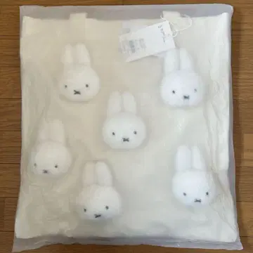 [ 미개봉 새상품 ] 메리제니 모코모코 미피 토트백 아이보리 화이트