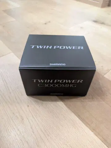 시마노 24 SHIMANO 트윈 파워 C3000MHG