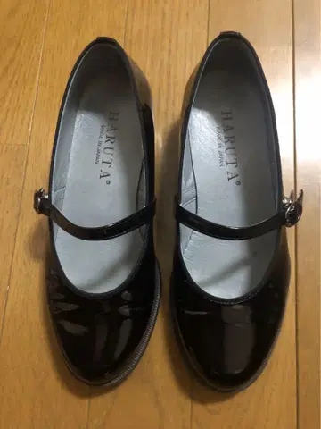HARUTA 하루타 스트랩 에나멜 블랙 신발