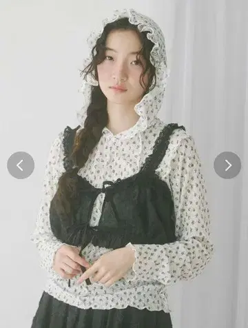 merry jenny 메리제니 후드 레이스 tops 미니 꽃무늬 상의