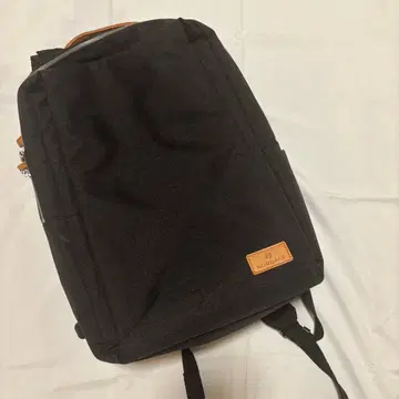 NORDACE 블랙 백팩