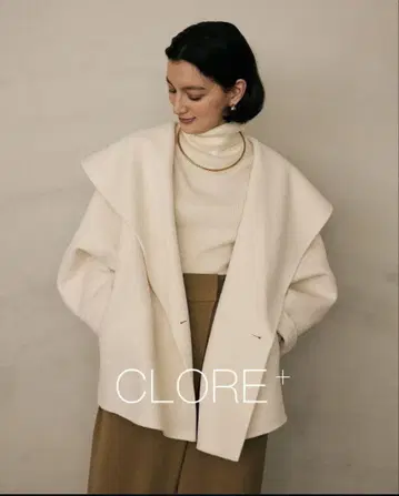 CLORE+ 아이보리 빅칼라 코트
