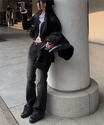 anyonemore 블랙 부츠컷 데님 팬츠