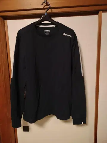 미사용 TaylorMade 테일러메이드 트레이닝복 XO