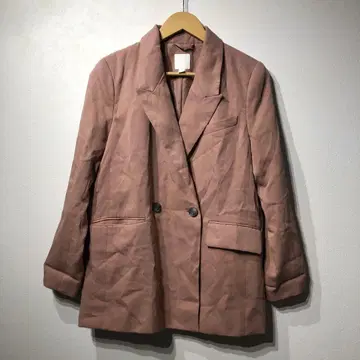 H&M 핑크 테일러드 자켓