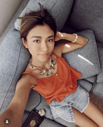 ALEXIA STAM 데님 숏팬츠