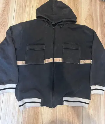 마리떼 프랑소와 저르보 초레어 셔틀 후드티 2XL