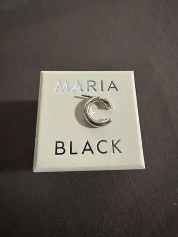 MARIA BLACK 마리아 블랙 귀걸이 실버