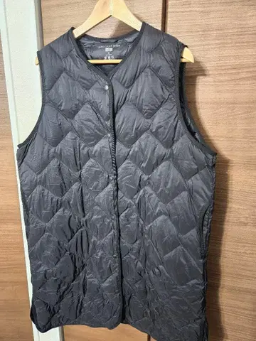 UNIQLO 울트라 라이트 다운 베스트 XL