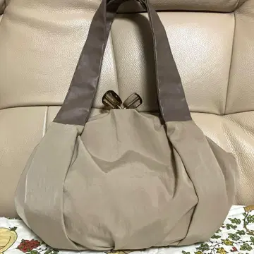 인기 ESTINE 가죽 나일론 가마구치 핸드백 베이지 일본제