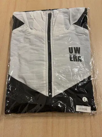 새상품 UVERworld 나일론 후드티 ERA 풀 집업 나일론 자켓