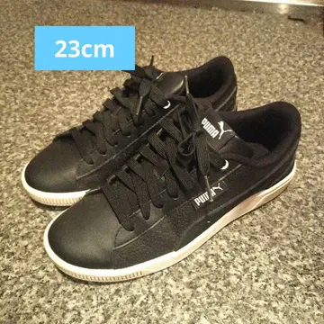 PUMA 블랙 스니커즈