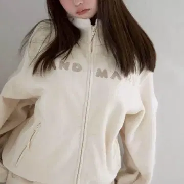 andmary Mary 로고 플리스 재킷 미사용 새상품