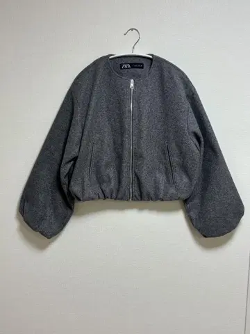 [ 새상품급 ] ZARA 숏코트 S 사이즈