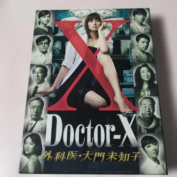 Doctor-X ~외과의 다이몬 미치코~ DVD-BOX (4매 세트)
