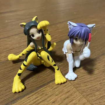 스즈미야 하루히의 우울 피규어 2체 세트