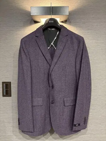 HUGO BOSS 퍼플 테일러드 자켓 사이즈 46 M사이즈 상당
