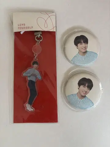 BTS JUNGKOOK 아크릴 키링 & 캔뱃지 세트