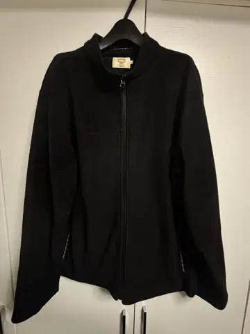 MCM 블랙 플리스 자켓 L 사이즈