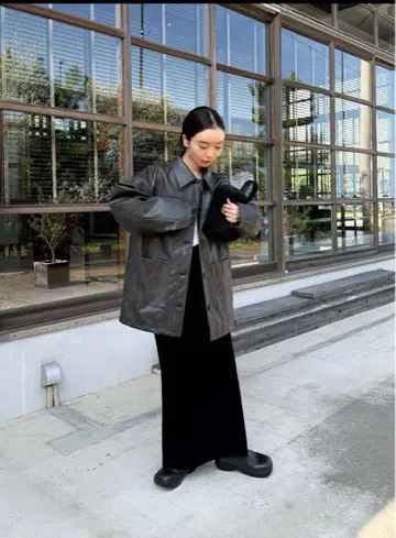 select MOCA 스탠 칼라 페이크 레더 자켓 블랙