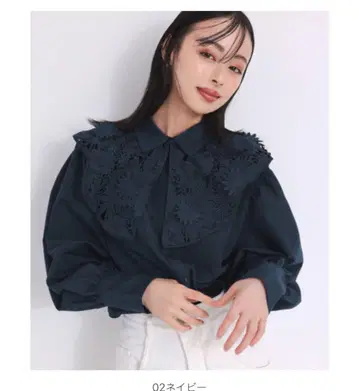 Donoban 2way 플라워 레이스 블라우스 네이비