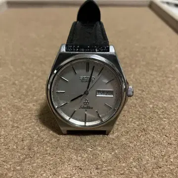 SEIKO 실버 웨이브 쿼츠 가동품 1980년 11월