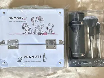 스누피 메이크 박스 메이크 브러쉬 세트 PEANUTS