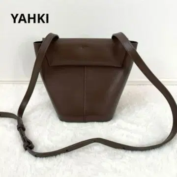 YAHKI 키 플랩 숄더백 가죽 브라운