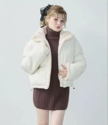 미사용 보아 라이닝 다운 TTITTY&CO