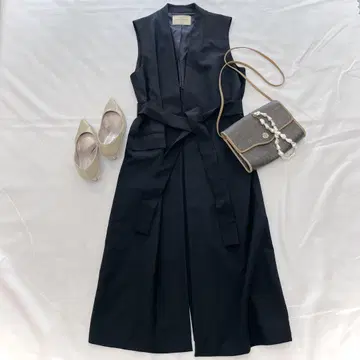 컨디션 최상 UNITED ARROWS 노카라 롱 베스트 네이비 F