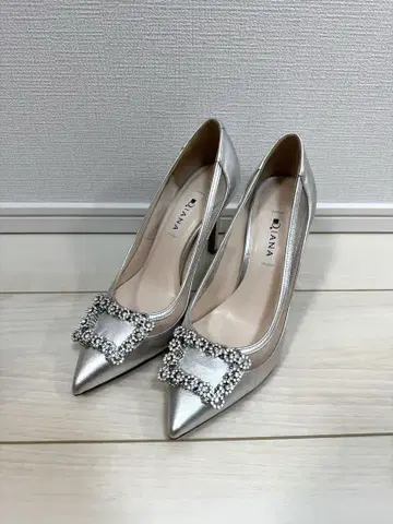 [미사용 새상품] DIANA 비쥬 펌프스 실버 24.5cm